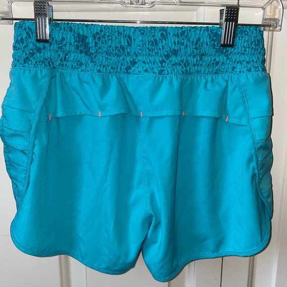 MPG Sport athletic shorts - Picture 2 of 3